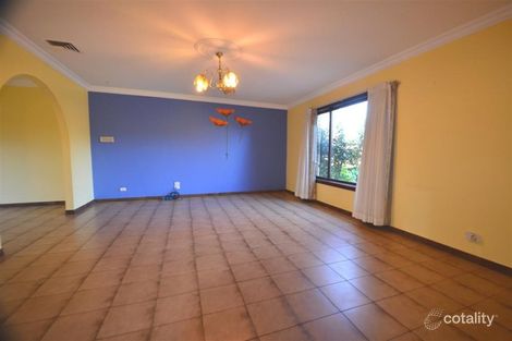 Property photo of 56 Yanderra Grove Cherrybrook NSW 2126