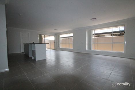 Property photo of 22 Harland Road Spring Farm NSW 2570