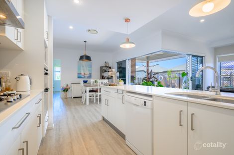 Property photo of 4 Creekview Drive New Auckland QLD 4680