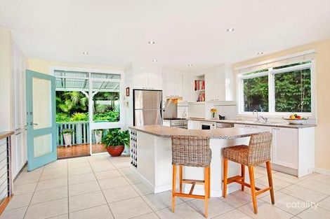 Property photo of 4 Iramir Place Warriewood NSW 2102