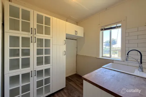 Property photo of 33 Lachlan Street Young NSW 2594