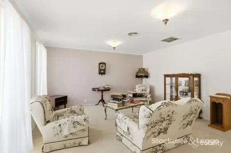 Property photo of 10 Peters Close Maddingley VIC 3340