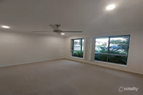 Property photo of 19 Milbrook Crescent Pimpama QLD 4209