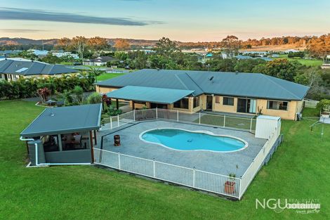Property photo of 16 Waterfront Drive Karalee QLD 4306