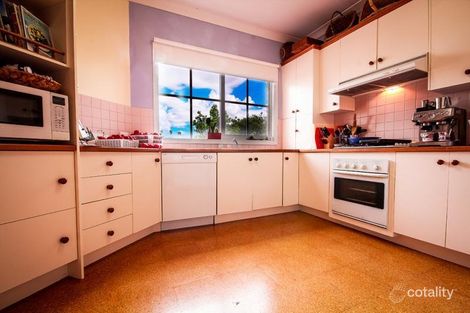 Property photo of 65 Warrenlee Drive West Albury NSW 2640