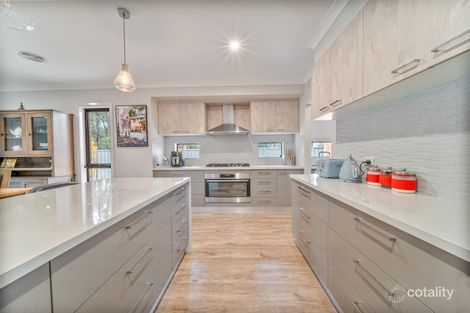 Property photo of 82 Norelle Crescent Golden Square VIC 3555