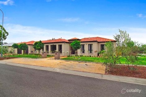 Property photo of 73 Burdekin Avenue Amaroo ACT 2914