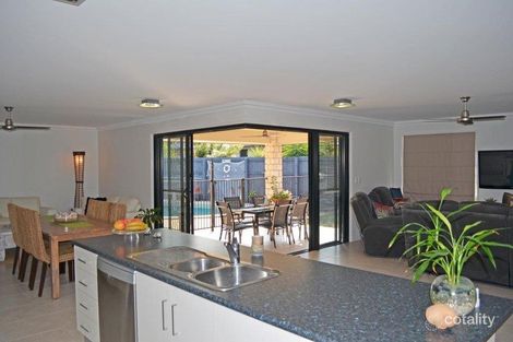 Property photo of 3 Peggy Drive Coral Cove QLD 4670