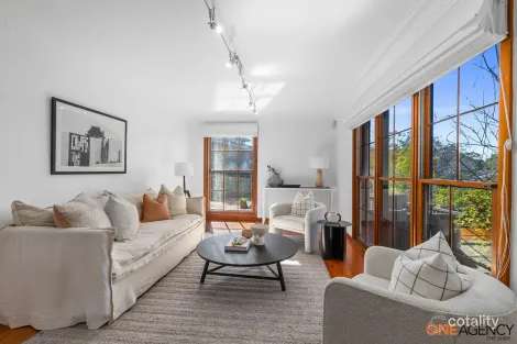 Property photo of 16 Cygnet Place Illawong NSW 2234