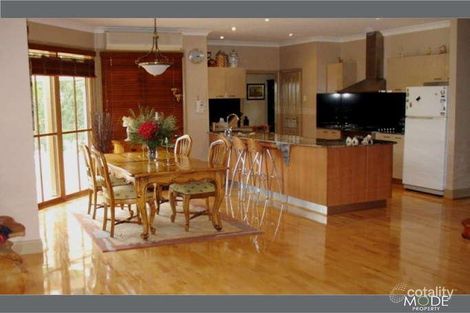 Property photo of 32 Sermelfi Drive Glenorie NSW 2157