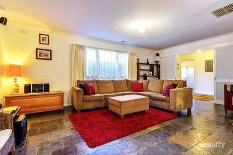 Property photo of 18 Grevillea Road Doncaster East VIC 3109