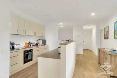Property photo of 14 Kingsley Parade Yeronga QLD 4104