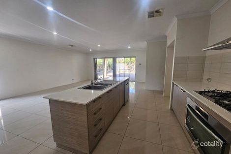 16 Makybe Bvd, Byford, WA 6122