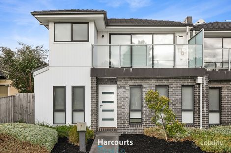 44 The Lakes Bvd, South Morang, VIC 3752