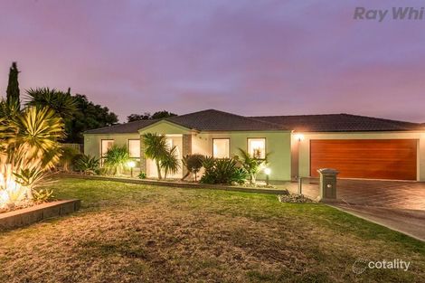 Property photo of 5 Elm Tree Close Taylors Hill VIC 3037