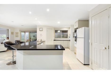 Property photo of 5 Valerie Close Mount Martha VIC 3934