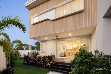 Property photo of 17 Broadbeach Boulevard Broadbeach QLD 4218