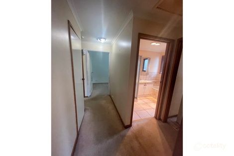 Property photo of 33 Bayview Crescent Hoppers Crossing VIC 3029