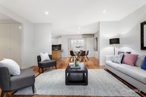 Property photo of 2/200 Tucker Road Bentleigh VIC 3204