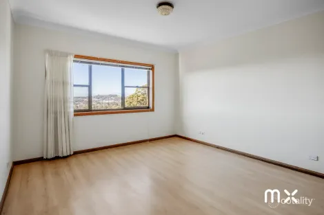 Property photo of 112 Derribong Drive Cordeaux Heights NSW 2526