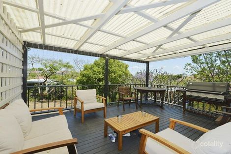 Property photo of 4 Lade Street Coorparoo QLD 4151