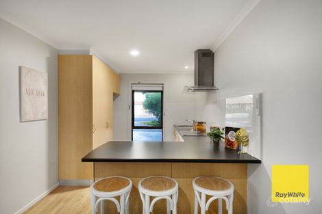 Property photo of 2/51 Cumming Drive Hoppers Crossing VIC 3029