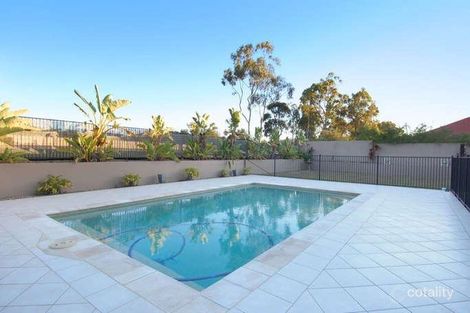 Property photo of 61 Arun Drive Arundel QLD 4214