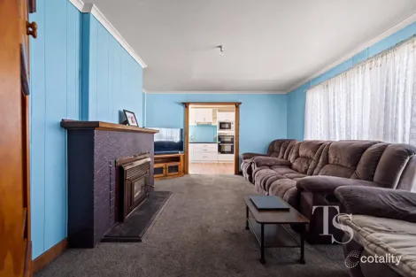Property photo of 29 Cook Crescent Mayfield TAS 7248