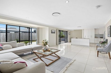 Property photo of 5 Mahogany Rise Brookwater QLD 4300