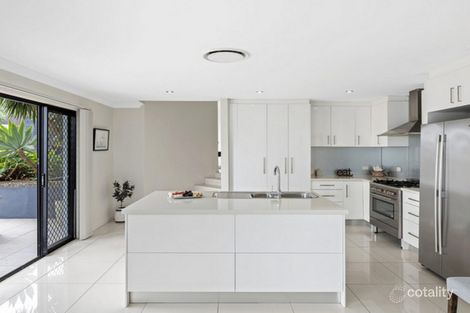 Property photo of 5 Mahogany Rise Brookwater QLD 4300