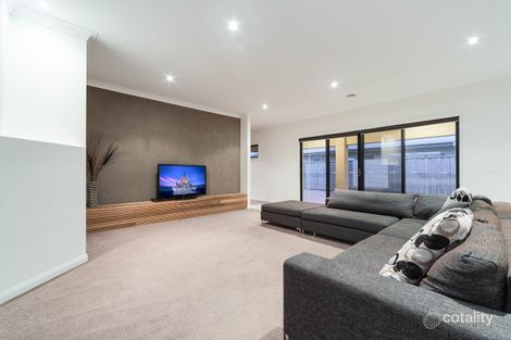 Property photo of 25 Sandstone Drive Botanic Ridge VIC 3977