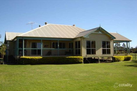 215 Scotts Rd, Glass House Mountains, QLD 4518