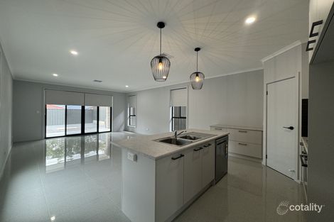 Property photo of 32 Heather Drive Ridgehaven SA 5097