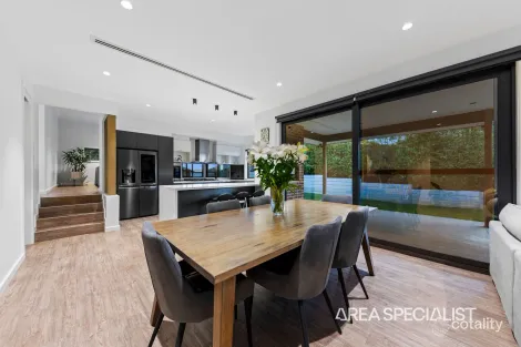 Property photo of 35 Avondale Street Officer VIC 3809