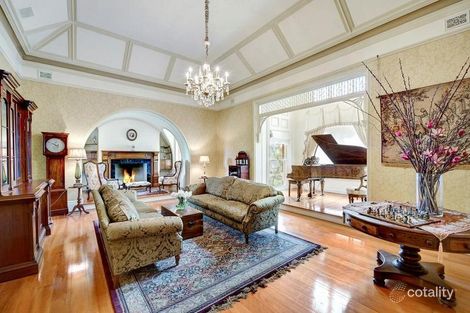 Property photo of 33 Castle Street Eaglemont VIC 3084