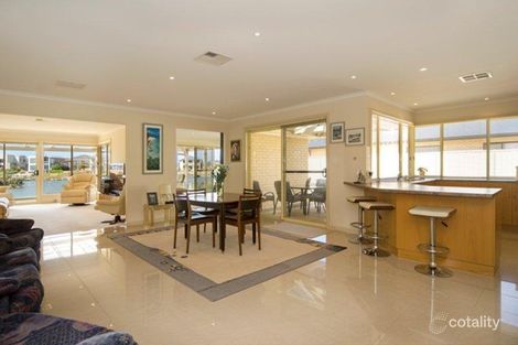 15-17 Britannia Pde, Hindmarsh Island, SA 5214