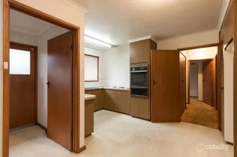 Property photo of 8 Alexandra Close Sebastopol VIC 3356