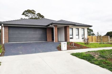 75 Lincoln Ave, Officer, VIC 3809