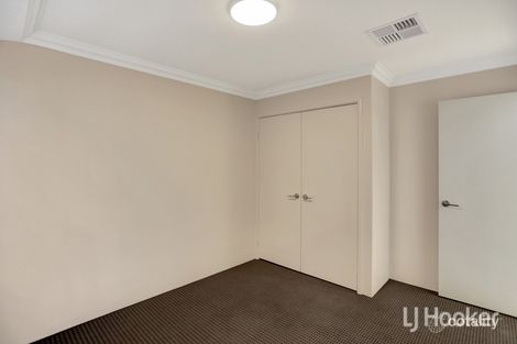 Property photo of 15 Carissa Turn Halls Head WA 6210