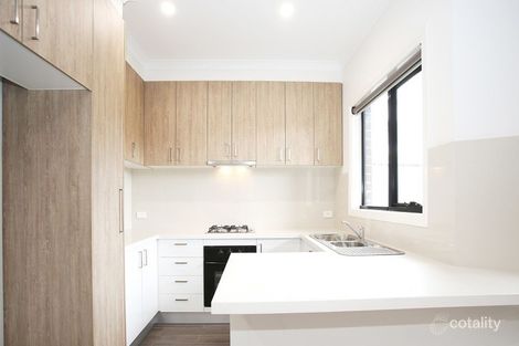 Property photo of 1B Magnolia Grove Doveton VIC 3177