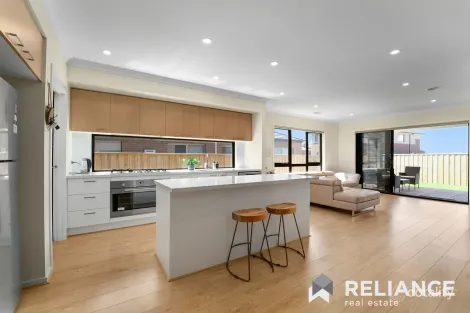 Property photo of 4 Sherford Avenue Werribee VIC 3030