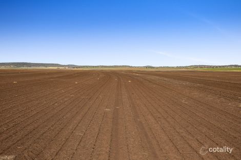 187 Felton-Clifton Rd, Felton, QLD 4358