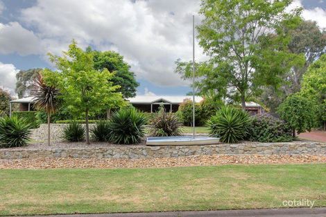 Property photo of 2 Hartigan Court Rosebud VIC 3939