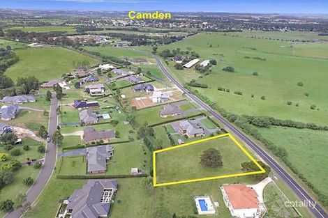 60 The Old Oaks Rd, Grasmere, NSW 2570