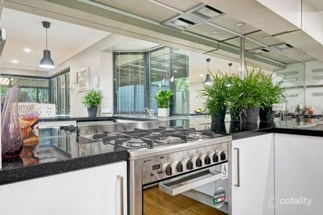 36 Gannet Ct, High Wycombe, WA 6057