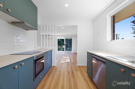 Property photo of 2/2 Macaw Avenue Miami QLD 4220