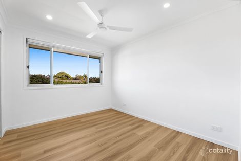 Property photo of 2/2 Macaw Avenue Miami QLD 4220