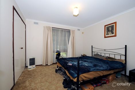 Property photo of 2 Mountain View Crescent Seaford VIC 3198