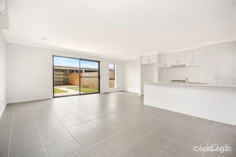 Property photo of 16 Fragrance Terrace Manor Lakes VIC 3024