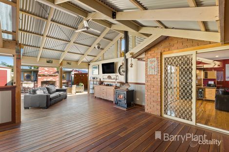 Property photo of 5 The Righi Wyndham Vale VIC 3024